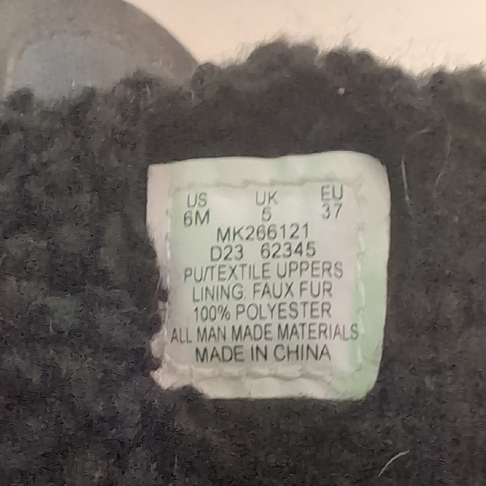 Women's Merrell Black Waterproof Winter Boots with Fur Lining Size 6 Medium - Picture 6 of 8